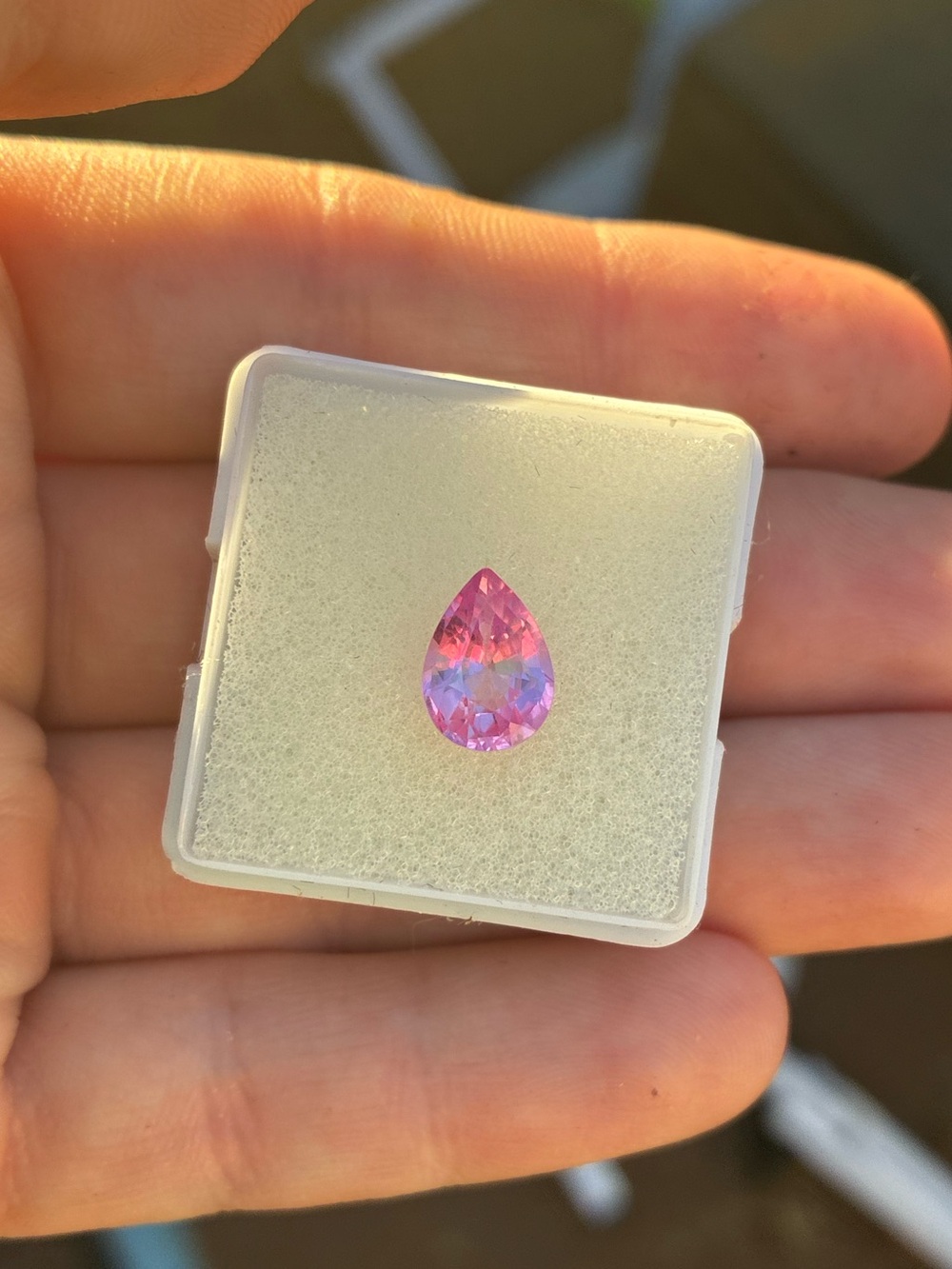 Rare 2.46ct genuine pink sapphire loose in jar - Picture 14 of 14